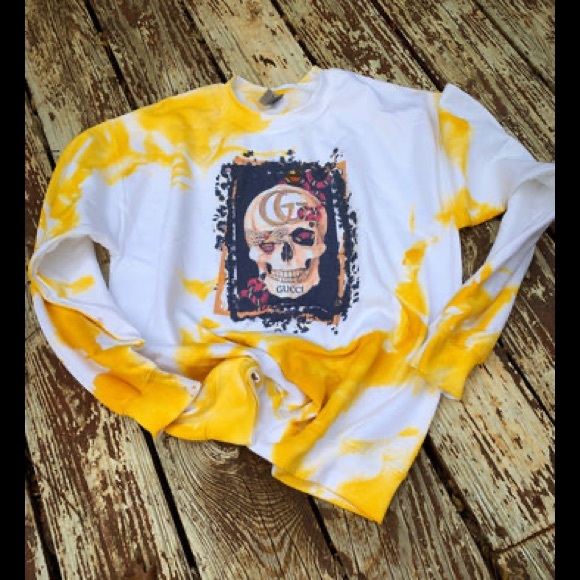 Yellow Tie-dyed Sweatshirt Pullover Soft 1 Of A Kind ❌PRICE FIRM - Picture 1 of 13